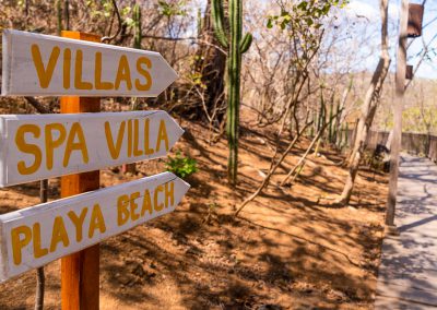 Sign post at Aqua Nicarauga